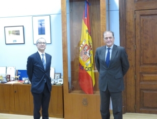con el Jefe Superior de la Policía Nacional de Cataluña