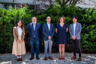 佐藤総領事とバルセロナ自治大学の関係者の皆様