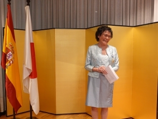 Sra. Suzuki