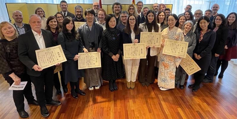 La Cónsul General junto a todos los galardonados y sus acompañantes